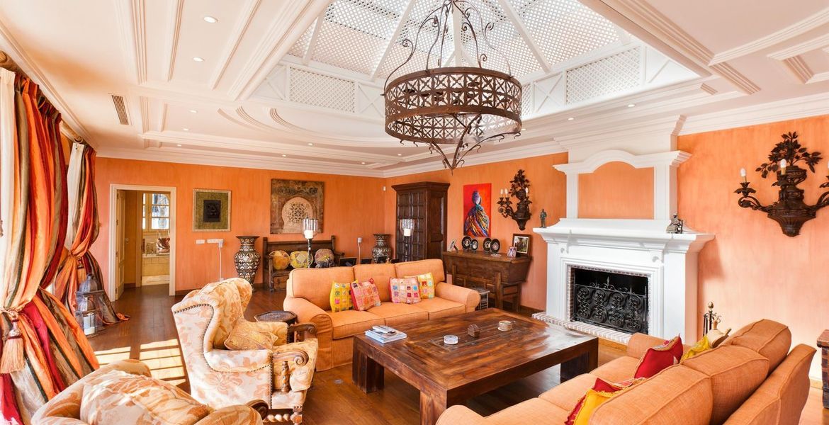 Villa for rent Marbella Golden Mile front beach