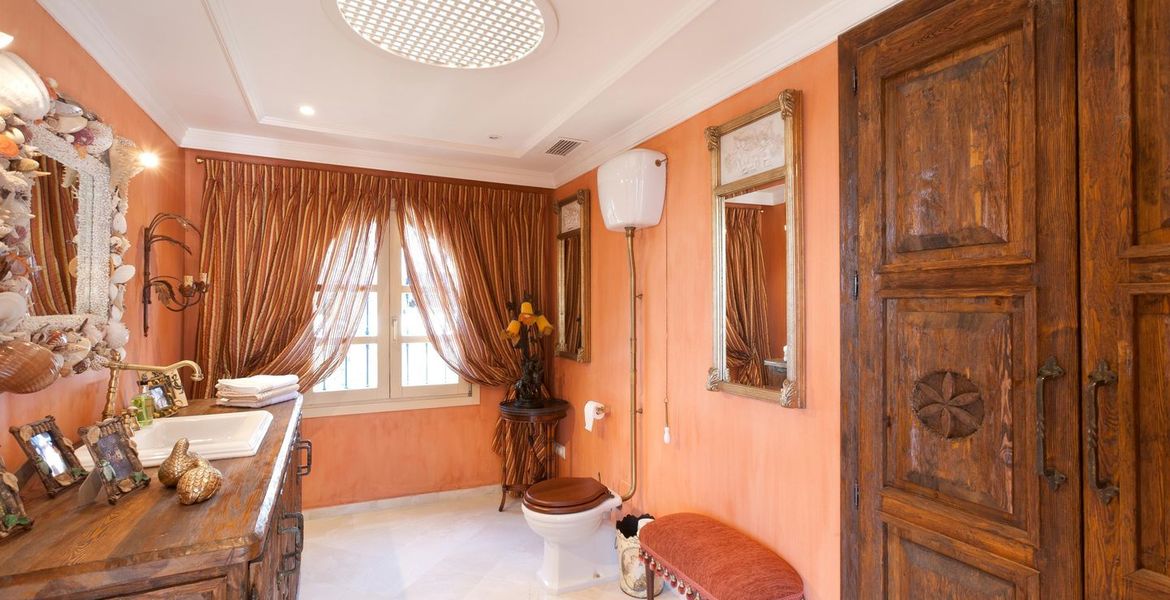 Villa for rent Marbella Golden Mile front beach