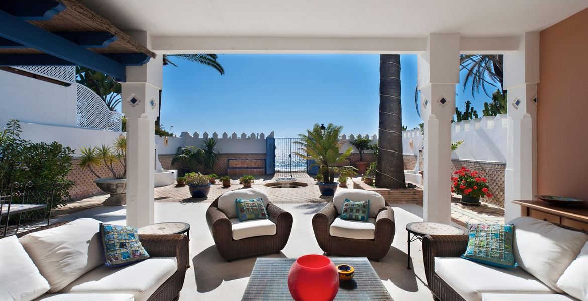 Villa for rent Marbella Golden Mile front beach