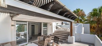 Duplex Penthouse in Puente Romano