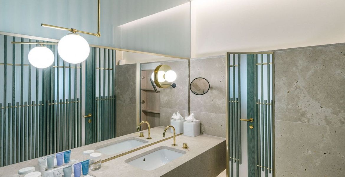 Private Suite One Bedroom in Hotel Puente Romano