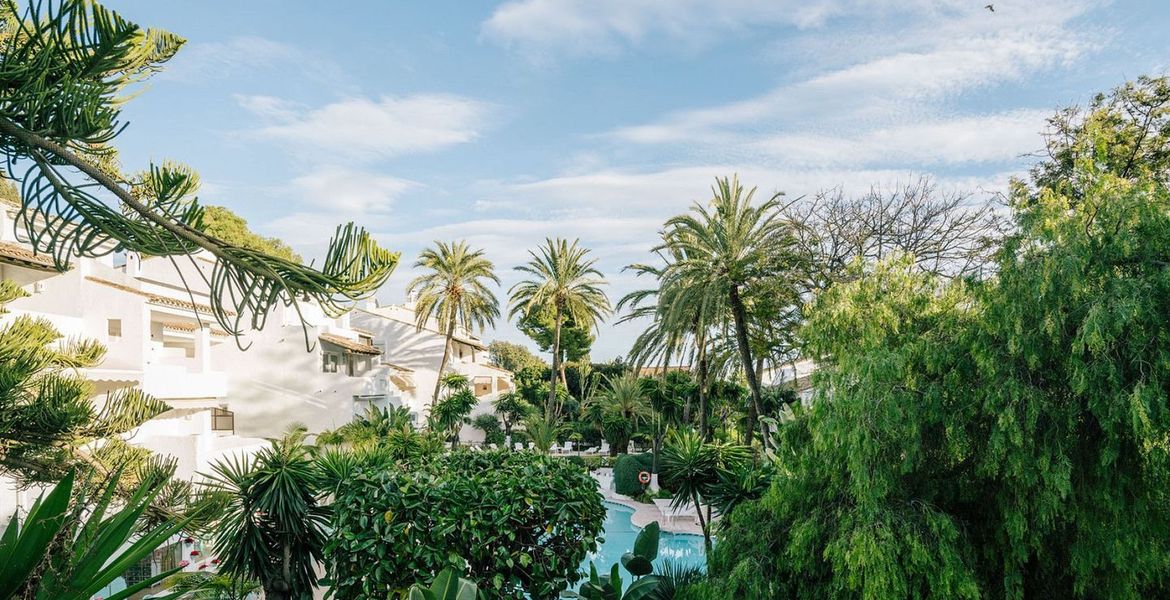 Private Suite One Bedroom in Hotel Puente Romano