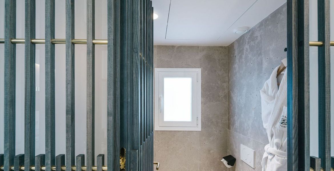 Private Suite One Bedroom in Hotel Puente Romano