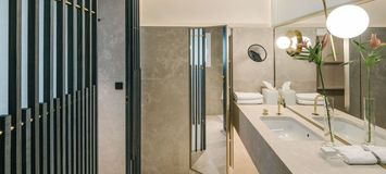 Private Suite One Bedroom in Hotel Puente Romano