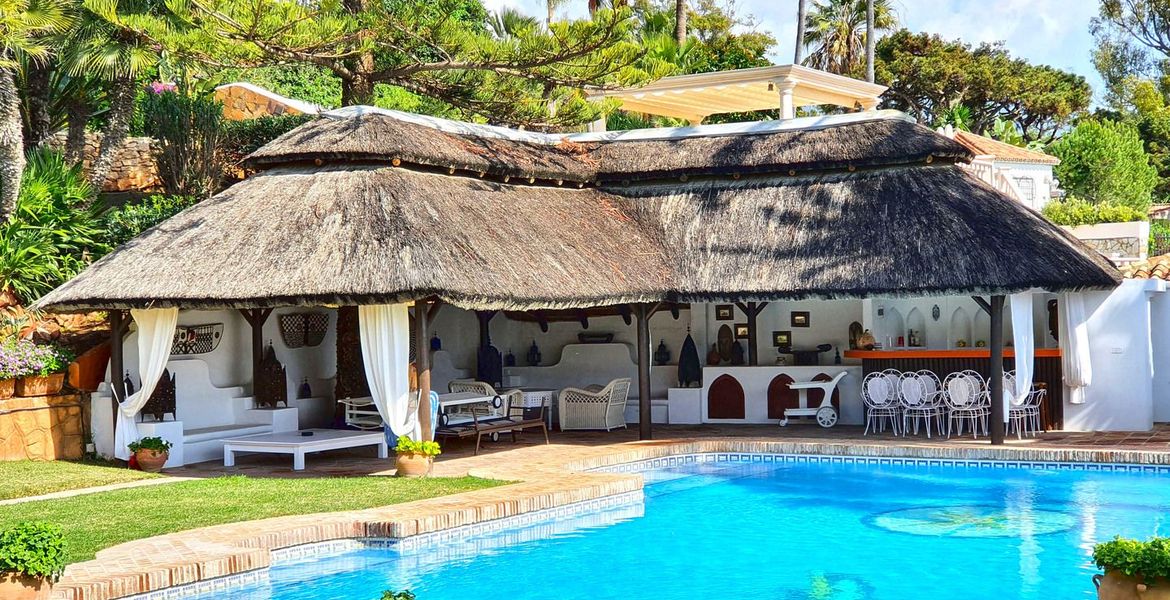 Villa for rent in Puente Romano