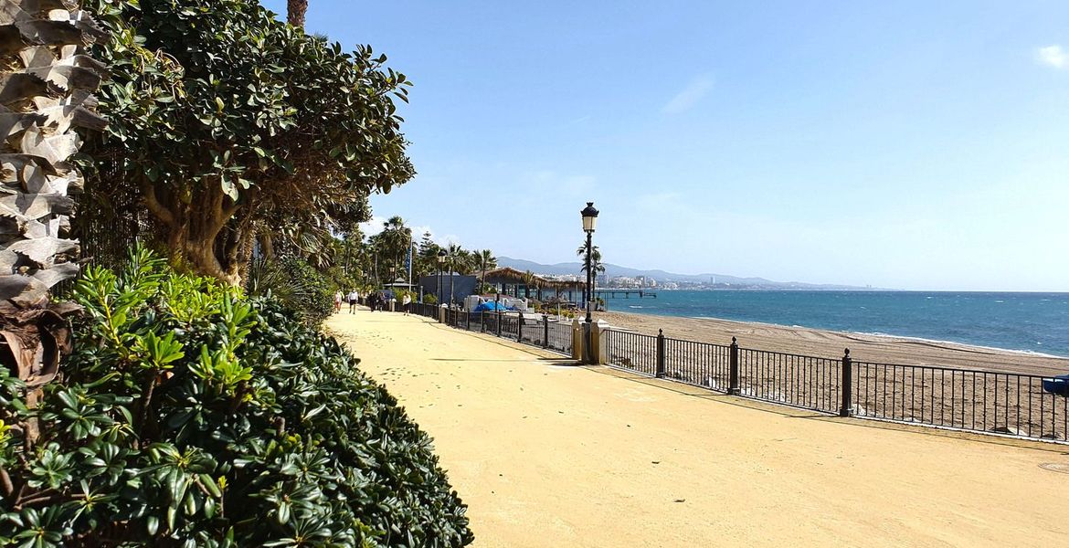Villa for rent in Puente Romano