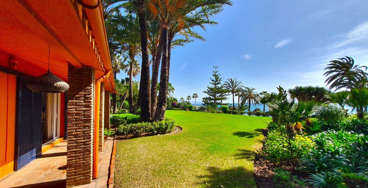 Villa for rent in Puente Romano