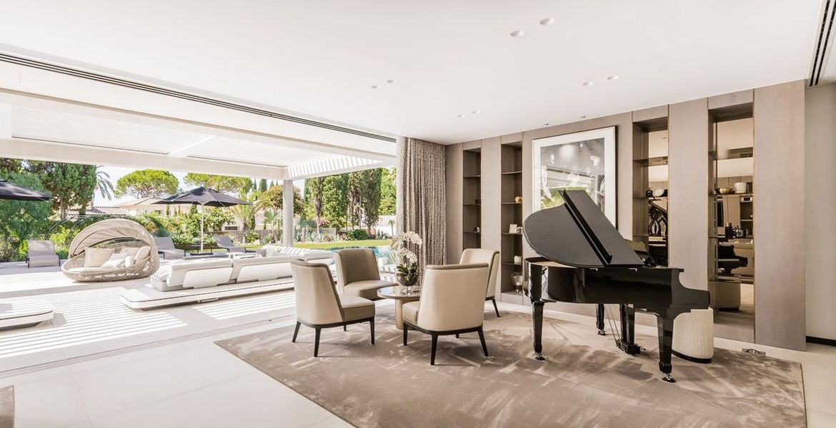 Luxury Villa in Marbella Club 