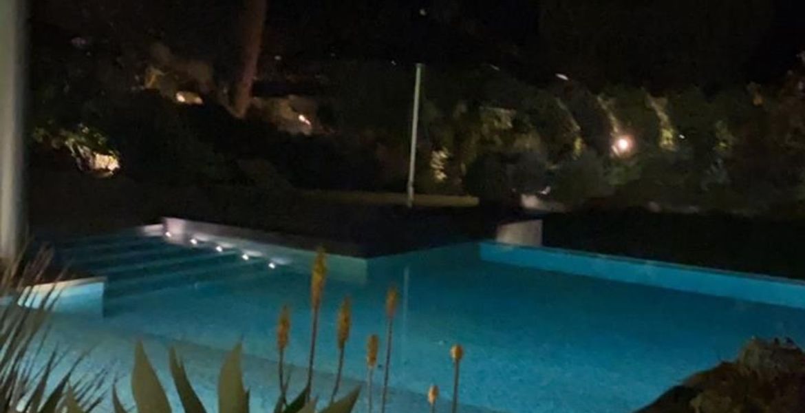 Luxury Villa in Marbella Club 