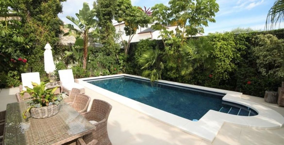 Villa for rent in Marbella