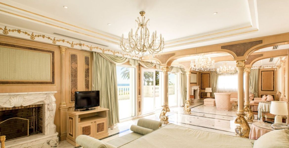 Villa on the beach Marbella Guadalmina