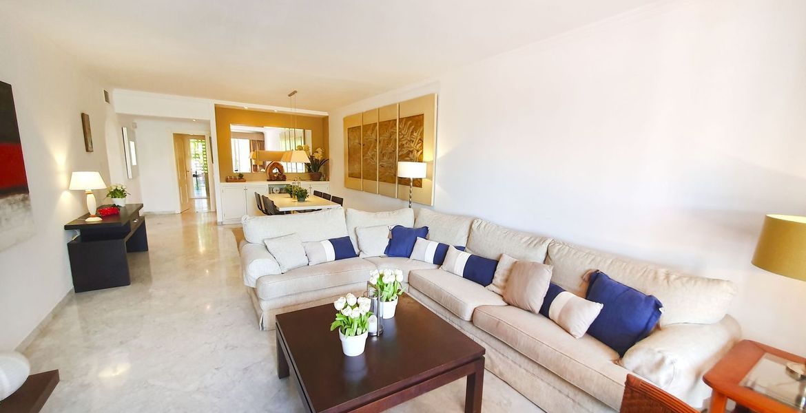 Apartment in Puente Romano