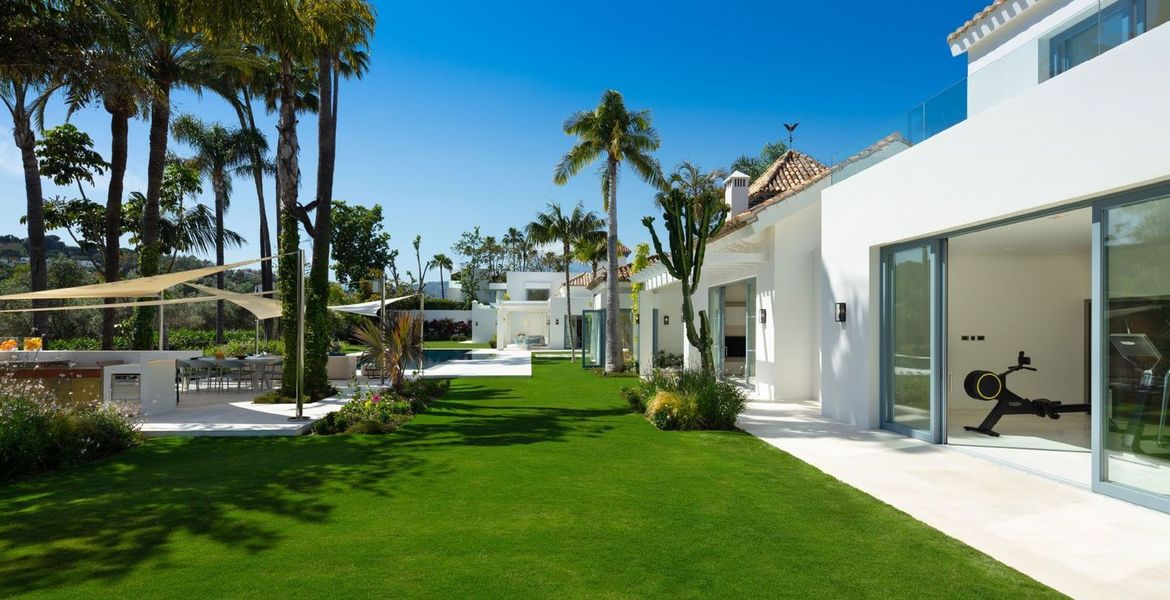 Villa in Nueva Andalucia
