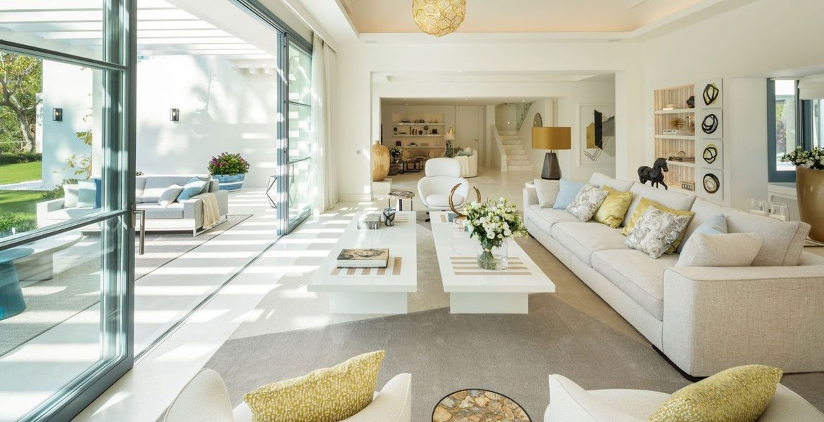 Villa in Nueva Andalucia
