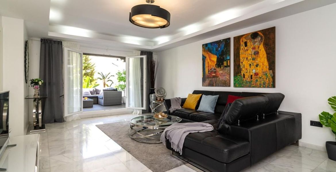 Apartment in Puente Romano