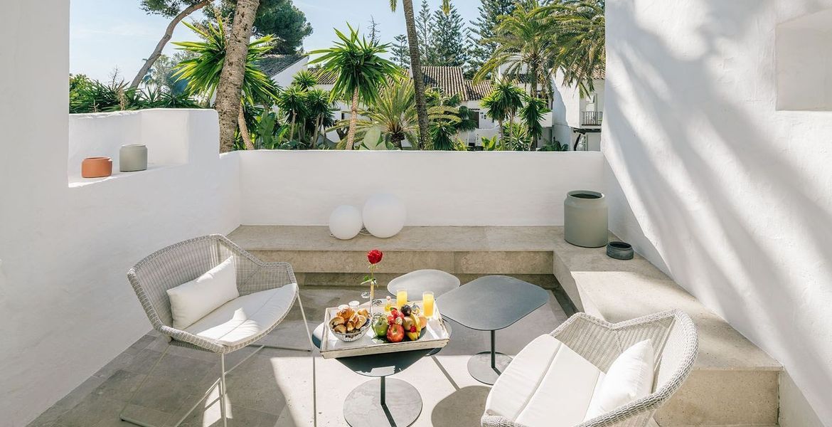 Private Suite 2 Bedroom in Puente Romano Marbella