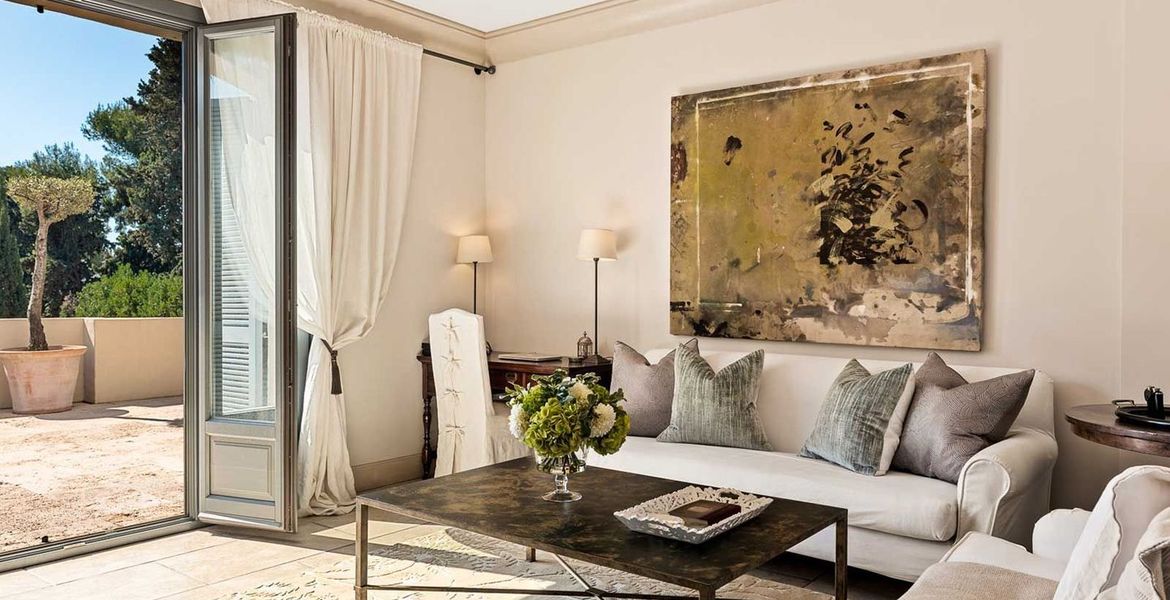 Villa in Golden Mile Puente Romano Marbella 