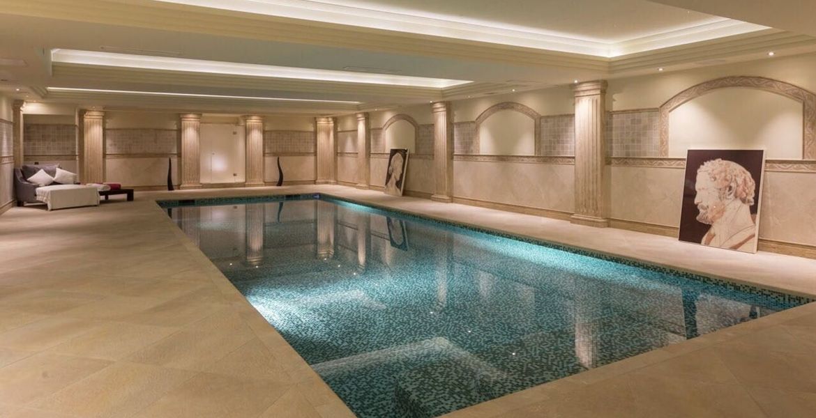 Luxury Villa in Marbella Club area Golden Mile