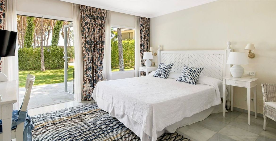 Rent Villa in Marbella Club
