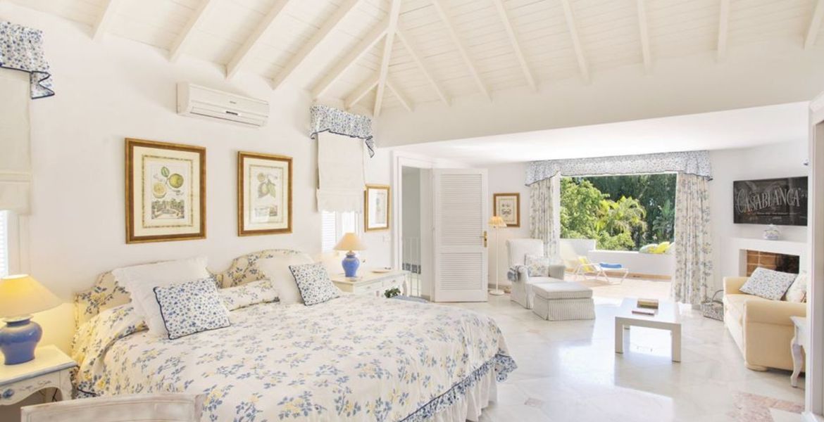 Villa in Marbella Club