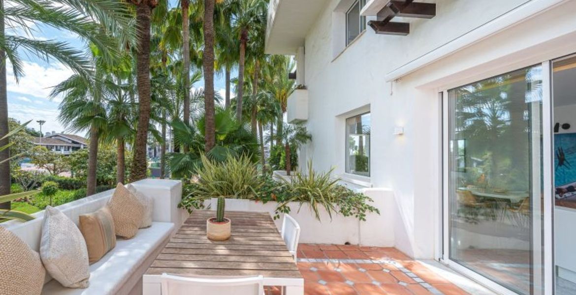 Apartment for rent in Marina Puente Romano Andalusian Garden