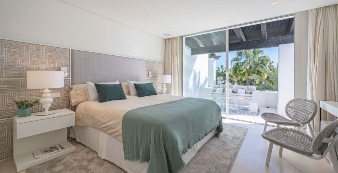 Penthouse in Marina Puente Romano