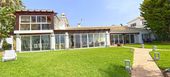 Beach Front Villa in Puente Romano