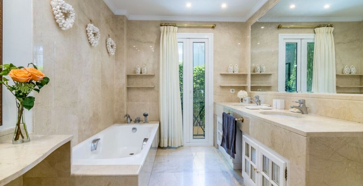 Villa in Altos Reales Marbella 