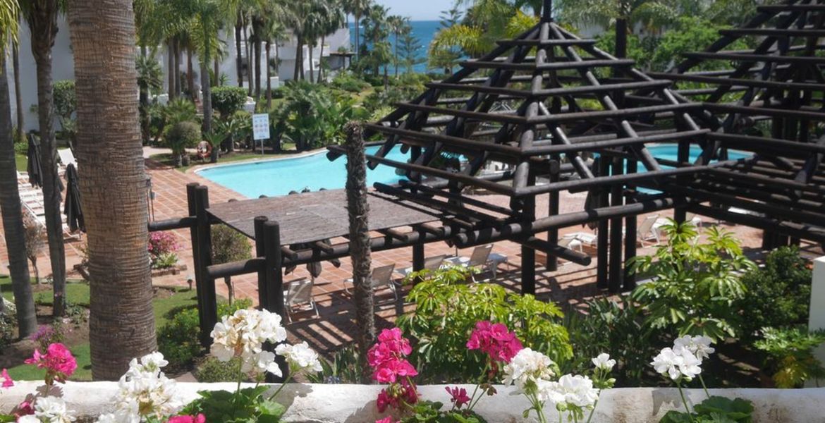 Apartment for rent in Marina Puente Romano Japanese Garden