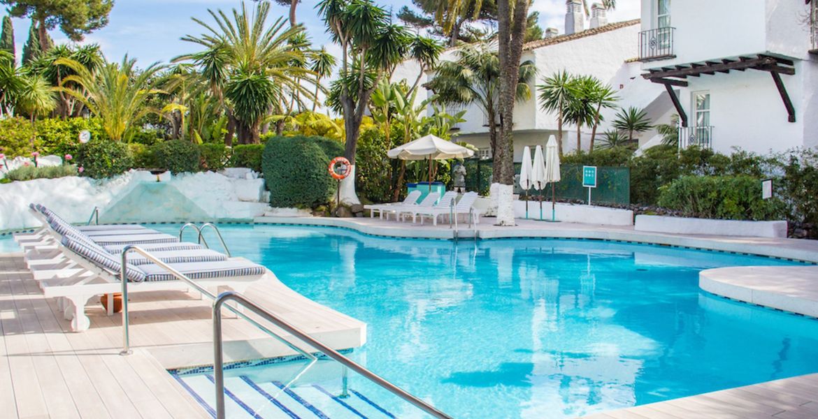 Spectacular luxury 2 bedroom apartment