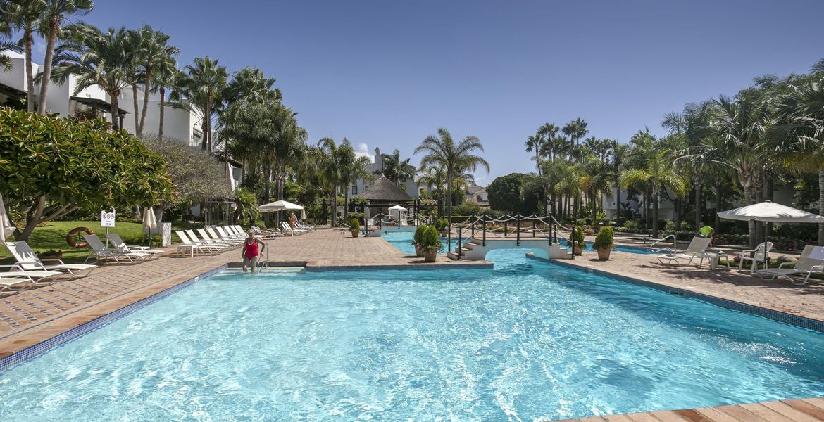 Penthouse for rental in Marina Puente Romano Marbella