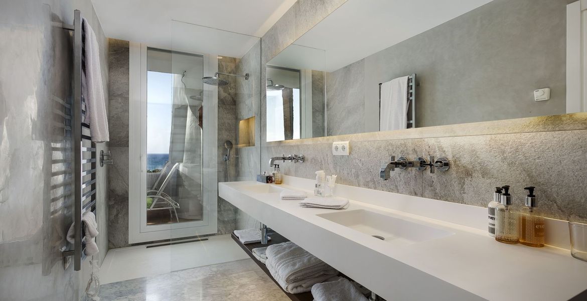 Penthouse for rental in Marina Puente Romano Marbella