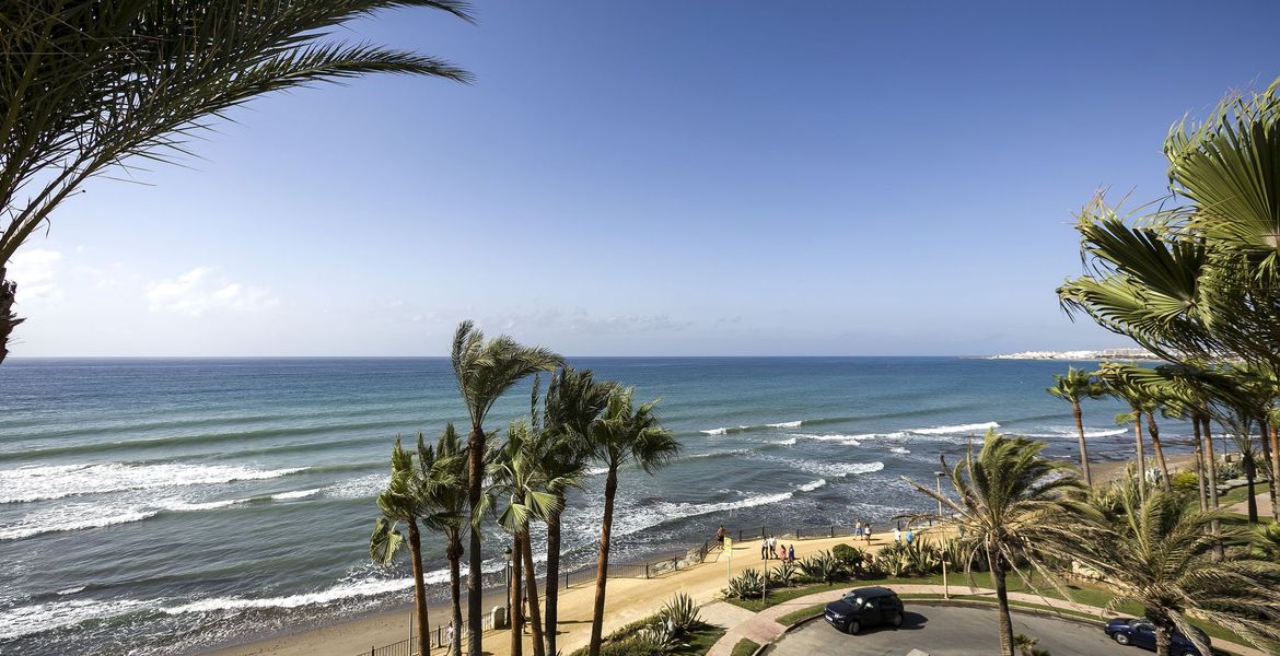 Penthouse for rental in Marina Puente Romano Marbella