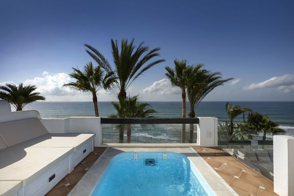 Penthouse for rental in Marina Puente Romano Marbella