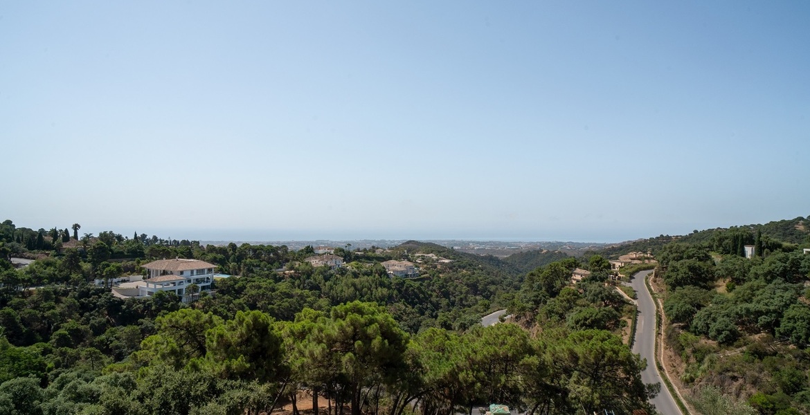 Exclusive luxury villa with panoramic views in La Zagaleta