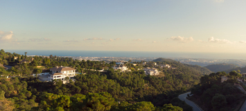 Exclusive luxury villa with panoramic views in La Zagaleta