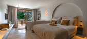 Private Suite One Bedroom in Hotel Puente Romano