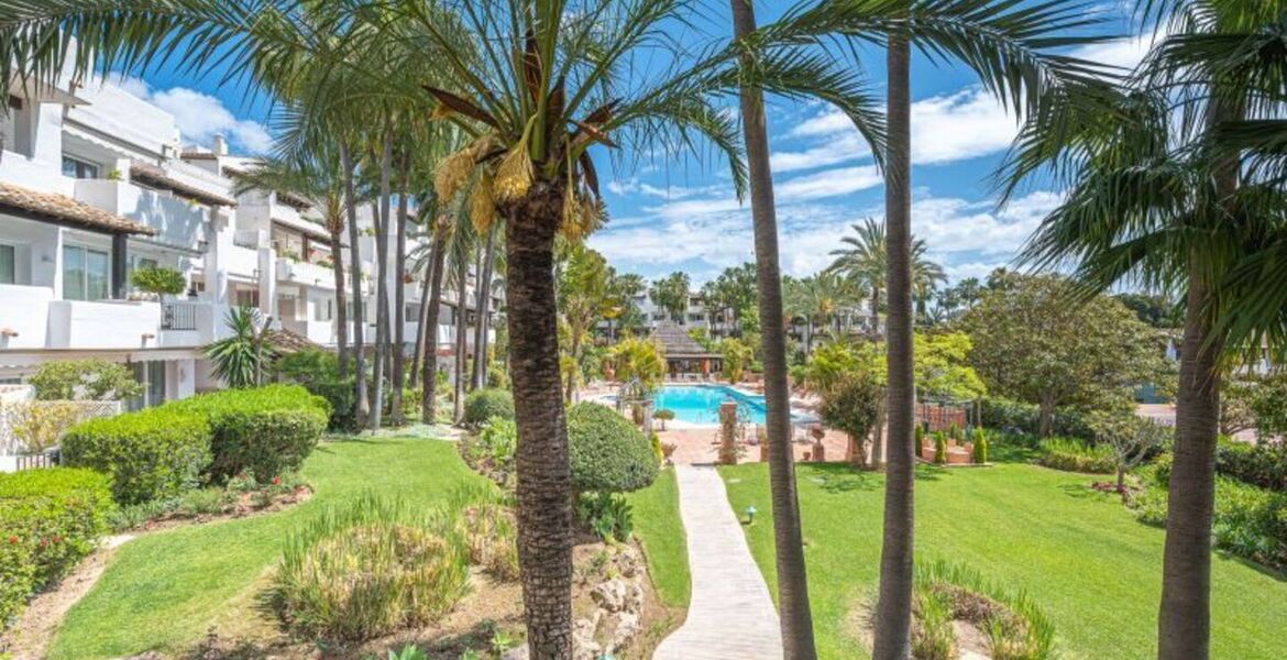 Penthouse duplex for rental in Marina Puente Romano Hotel