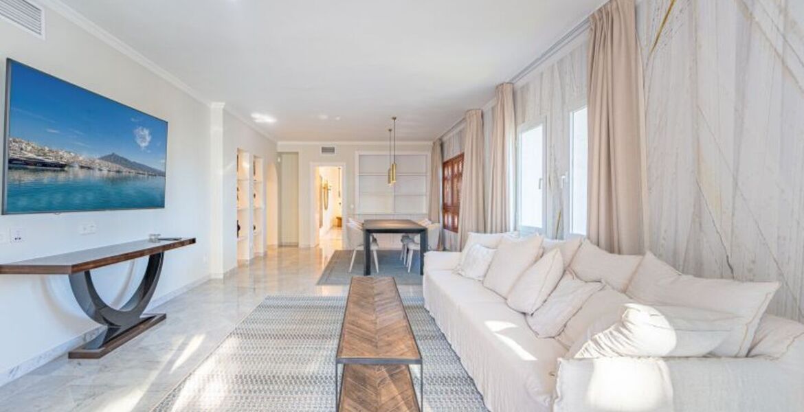 Penthouse duplex for rental in Marina Puente Romano Hotel