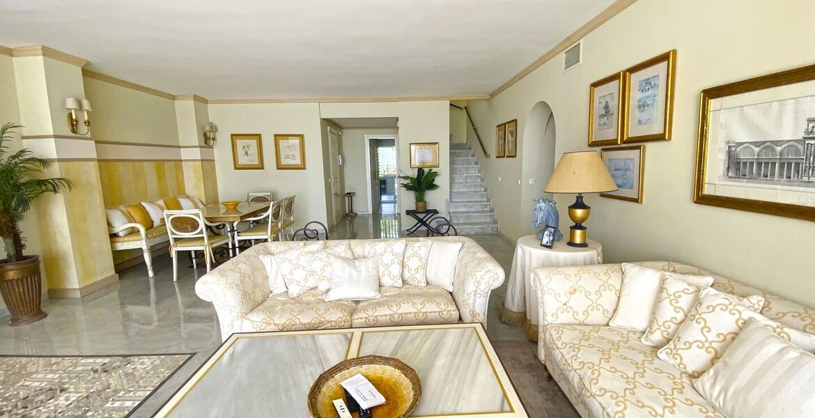 Penthouse for rental in Marina Puente Romano