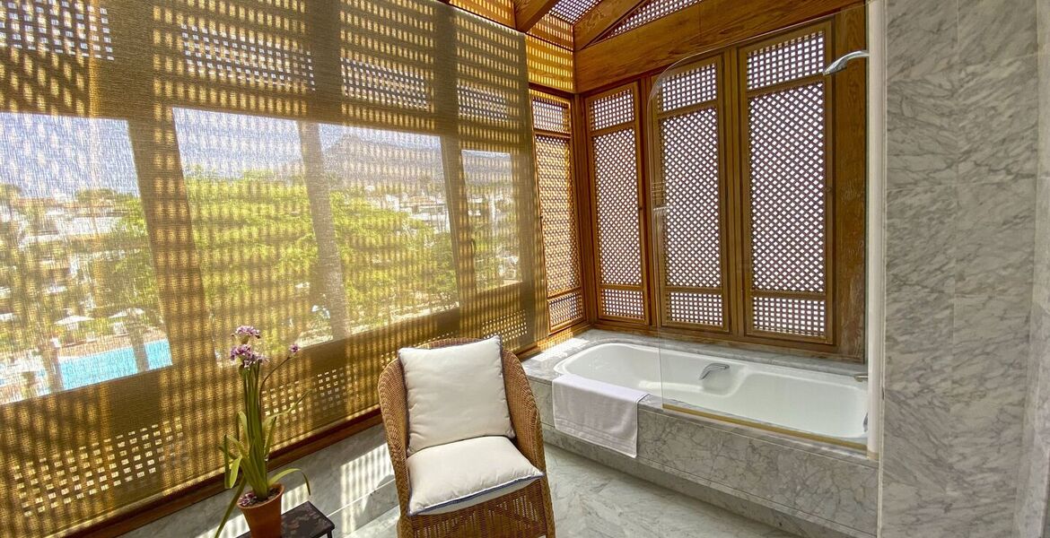 Penthouse for rental in Marina Puente Romano