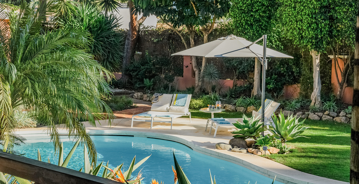 LUXURY SEA SIDE VILLA BETWEEN PUENTE ROMANO & MARBELLA CLUB