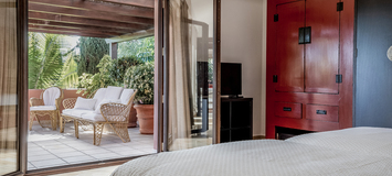 LUXURY SEA SIDE VILLA BETWEEN PUENTE ROMANO & MARBELLA CLUB