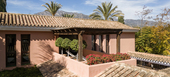 LUXURY SEA SIDE VILLA BETWEEN PUENTE ROMANO & MARBELLA CLUB