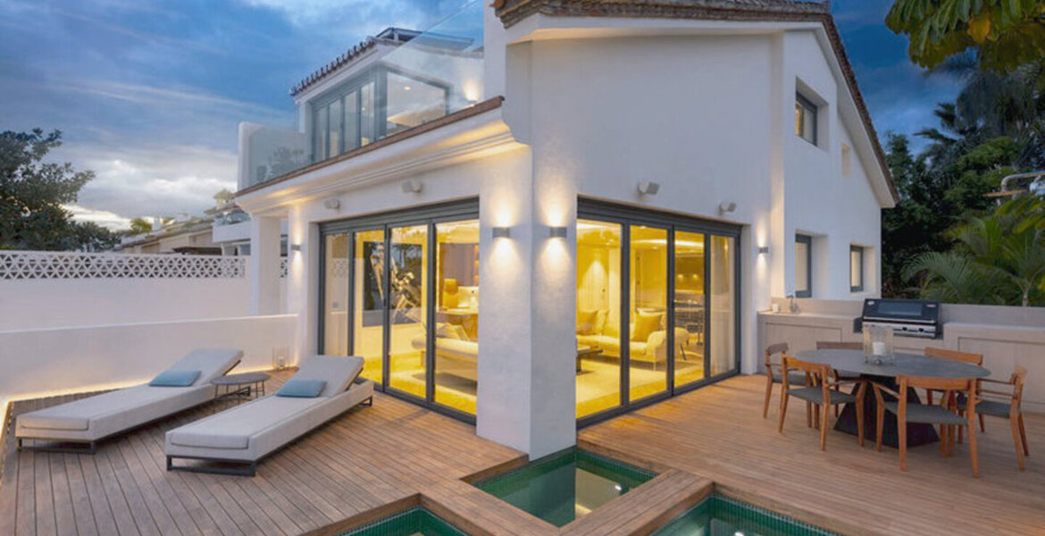 Hotel services Villa for rent in Puente Romano Marbella 