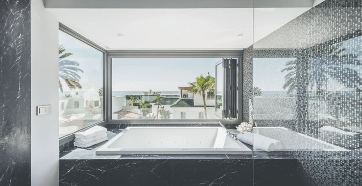 Hotel services Villa for rent in Puente Romano Marbella 