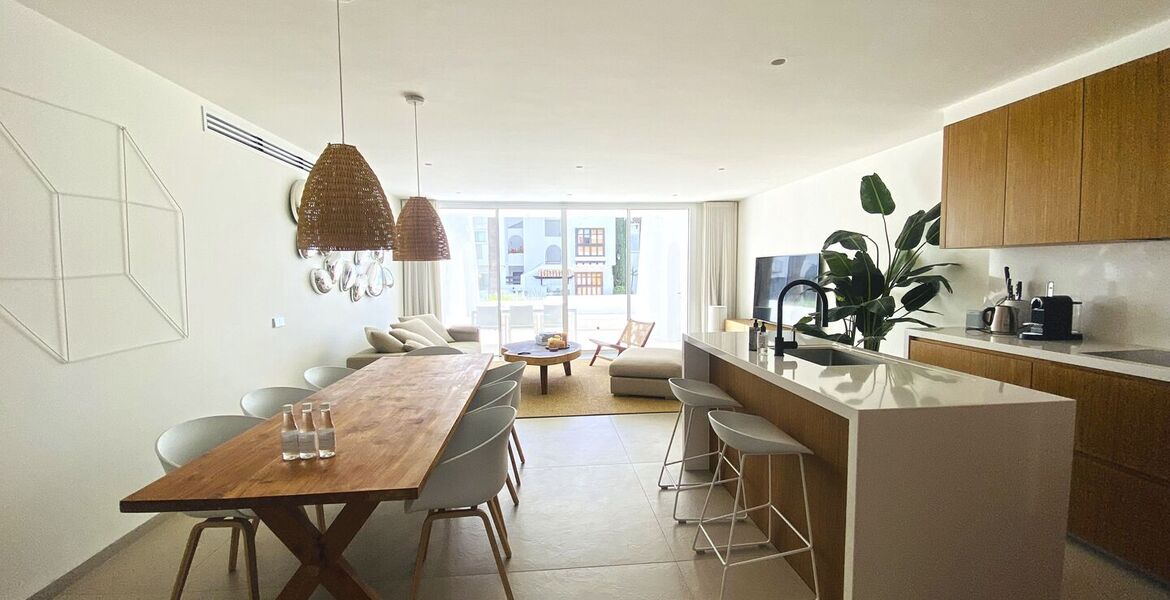 Luxury 3-Bedroom Apartment in Marina Puente Romano, Marbella