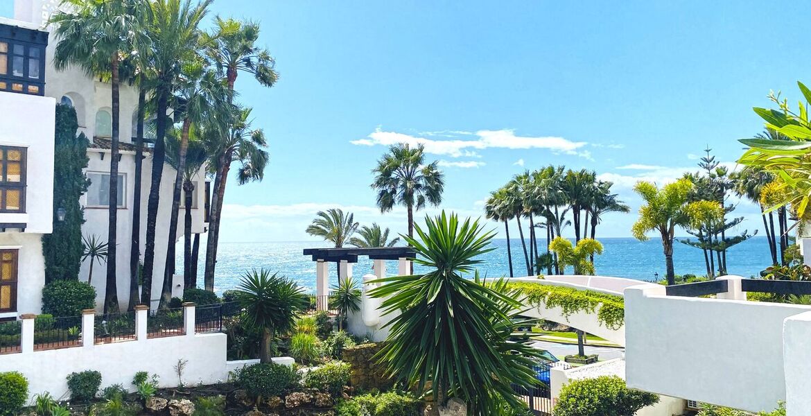 Luxury 3-Bedroom Apartment in Marina Puente Romano, Marbella