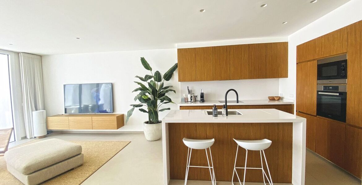 Luxury 3-Bedroom Apartment in Marina Puente Romano, Marbella