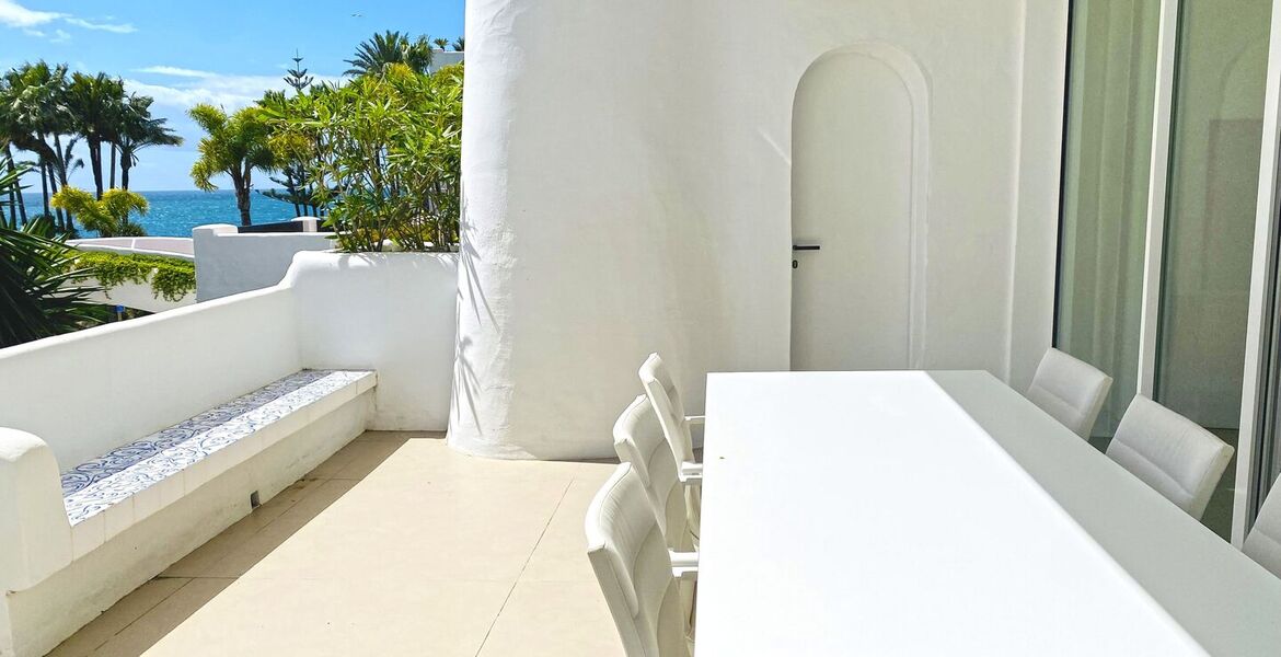 Luxury 3-Bedroom Apartment in Marina Puente Romano, Marbella